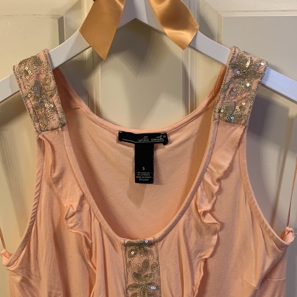 Light pink sleeveless top w/ sequins and ruffles - Picture 2 of 4